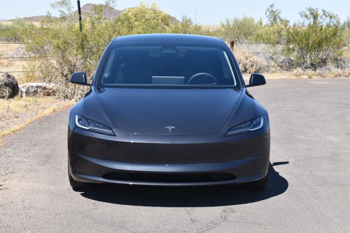 tesla model 3 2024 5YJ3E1EA7RF727334 image tesla model 3 2024 5YJ3E1EA7RF727334 image
